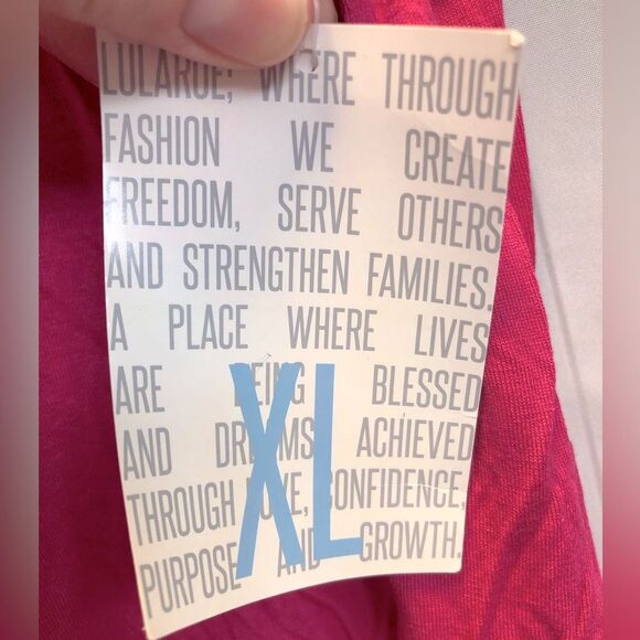 LuLaRoe Classic T Size XL, pink with black stripes - Picture 7 of 9